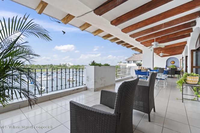 Condos in S/N Paseo de la Marina  