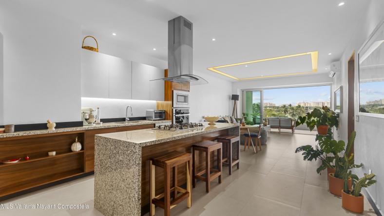 Condos in 115 Gansos  