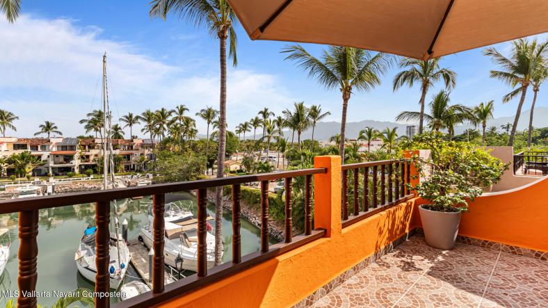 Houses in S/N Francisco Medina Ascencio  