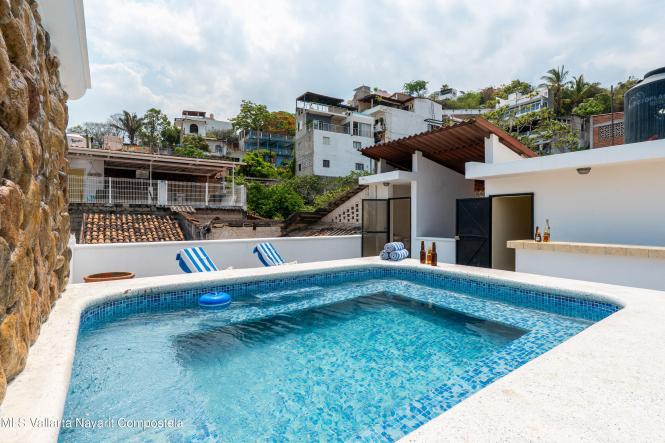 Houses in 376 Rio Danubio  