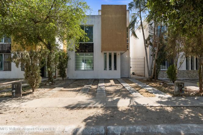 Houses in 139 Playa Seuta  