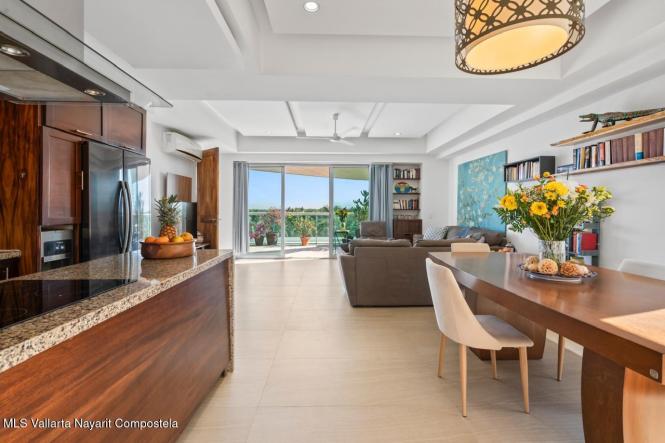 Condos in 38 Paseo de Los Cocoteros  