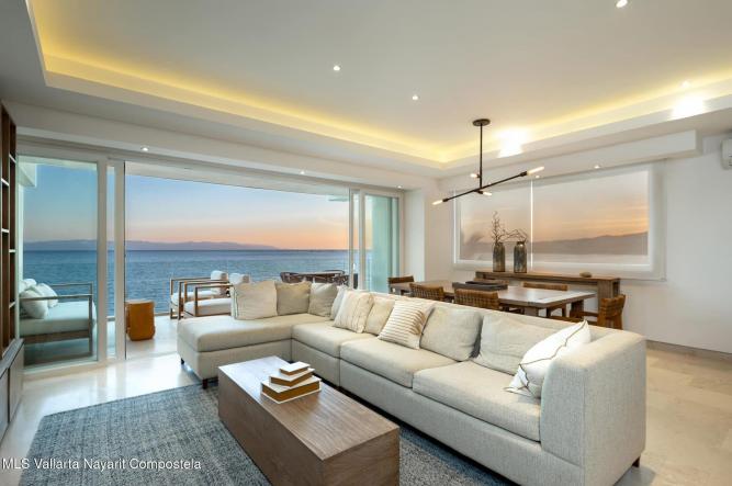 Condos in 4 Playa destiladera  