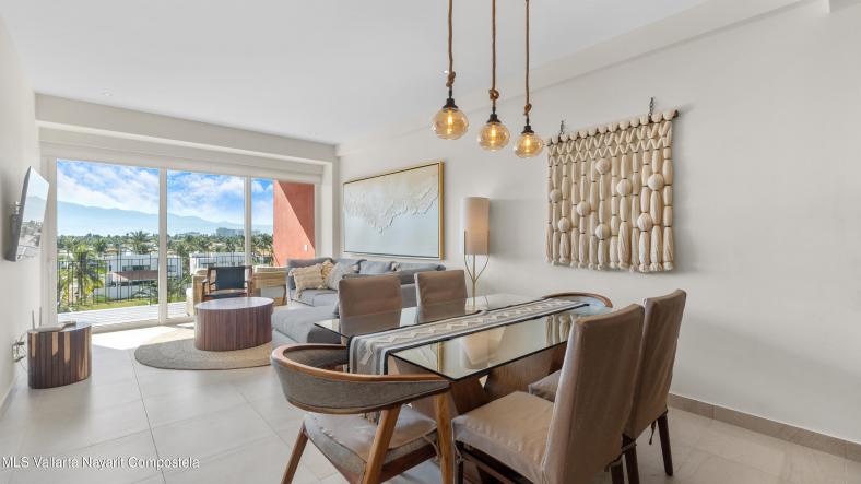 Condos in 61 Avenida Mexico  