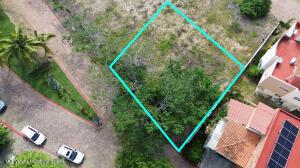 Land in 41 Refugio de la Iguana  