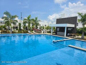 Houses in 46 Calle Isla Menorca  