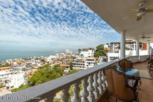 Condos in 971 Bolivia  