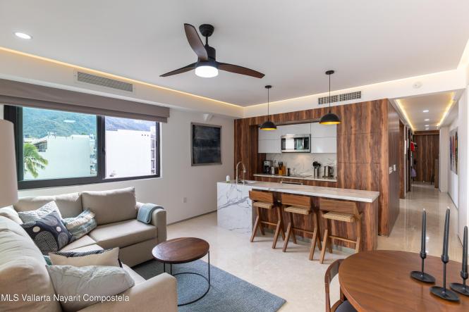 Condos in 194 Aquiles Serdan  