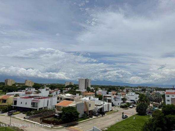 Condos in 46 Circuito de los Sauces  