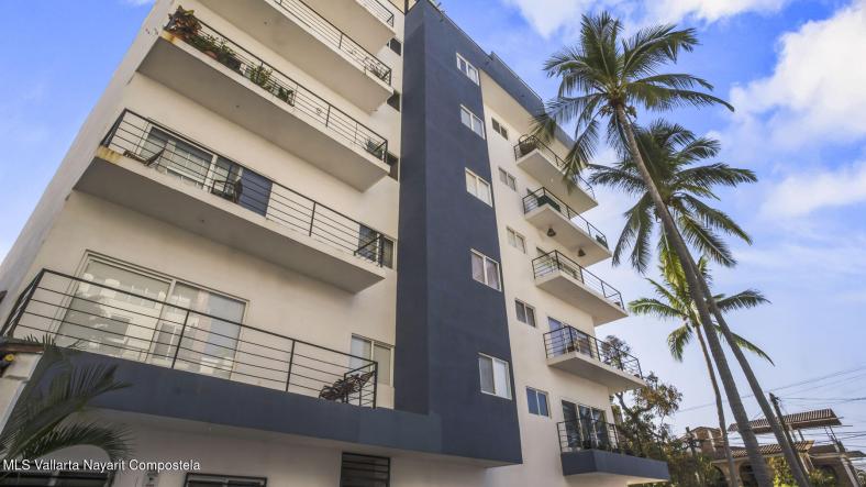 Condos in 206 VENECIA  