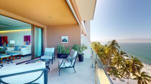 Condos in 55 Retorno Las Minitas  