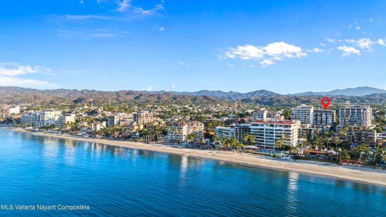 Condos in 166 Francisco Madero  