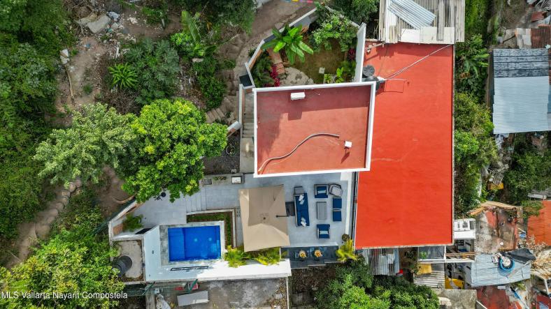 Houses in 599 Juventino Rosas  