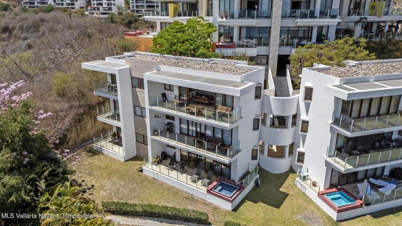 Condos in 300 Carretera Punta Mita  