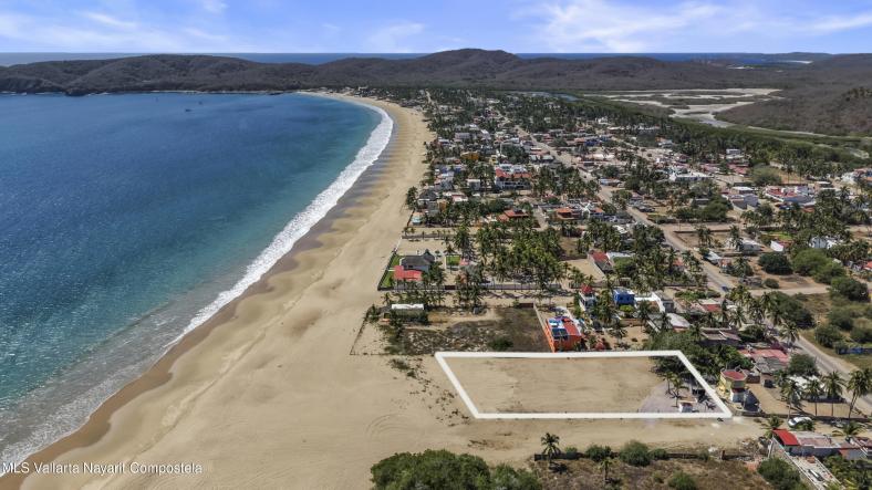 Land for sale in Costa Alegre