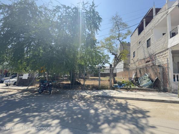 Land in 6 Coral Calle 