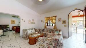 Houses in 6 Obelisco  