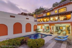 Houses in 636 Cuauhtemoc  