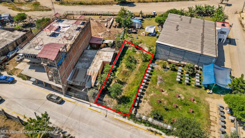 Land in 7 Juan Bravo  