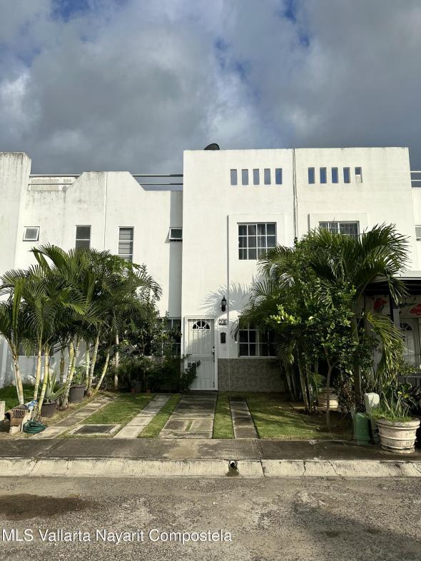 Houses in 70 AFRODITA  