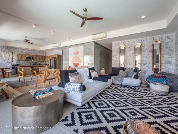 Condos in 268 Venustiano Carranza  