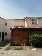 Houses in 75 Mar Caribe  