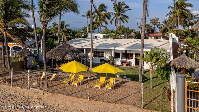 Houses in 79 Zafiro Calle 