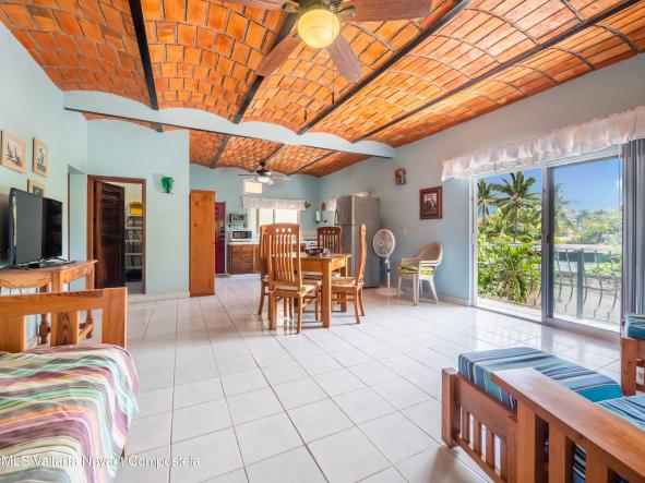 Condos in 100 Salina Cruz  