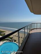 Condos in 652 Av. Paseo Cocoteros  