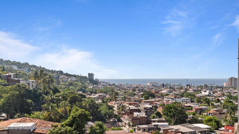 Houses in 857 Rio Santiago  