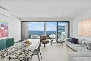 Condos in 160 A Paseo de los Cocoteros  