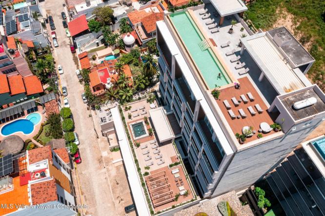 Condos in 170 Francisco I Madero  