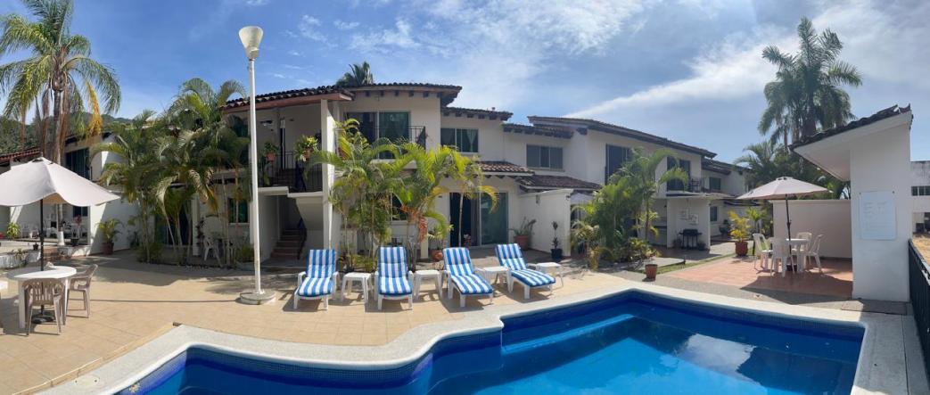 Houses in 4775 COSTERA A BARRA DE NAVIDAD  