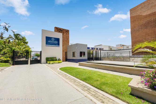 Houses in 500 Av. Mexico  