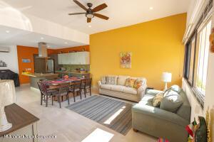 Houses in 500 Mexico Ave 