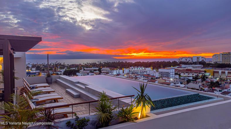 Condos in 263 Calle Roma 505 