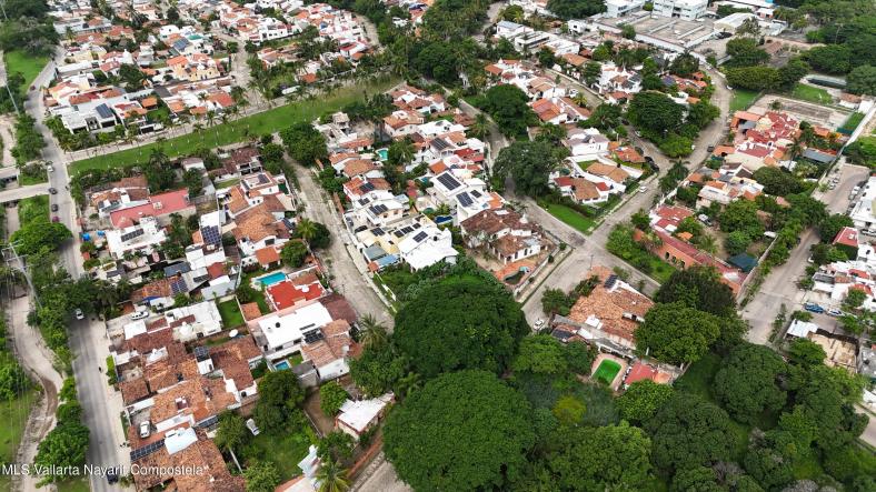 Land in LT2 MZN231 PEZ VELA ESQ. PEZ VOLADOR  