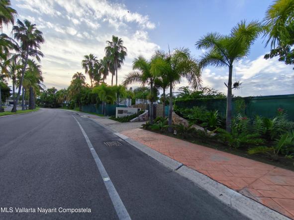 Land in Lote 6 Paseo de Las Garzas  