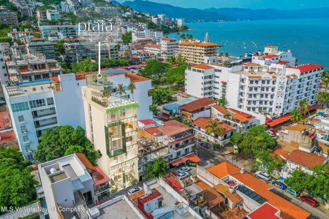 Condos in 214 FRANCISCO I MADERO  
