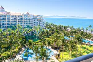 Condos in 56 Paseo de los Cocoteros  