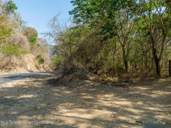 Land in SN Carr. a Sn. Sebastian  