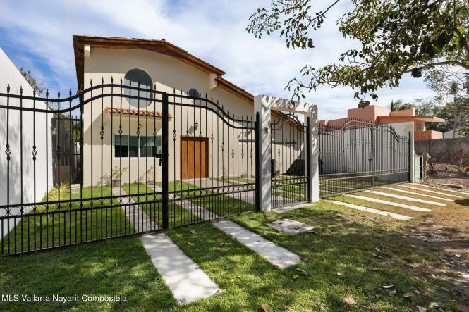 Houses in Villa 01 Los Colibries 6 